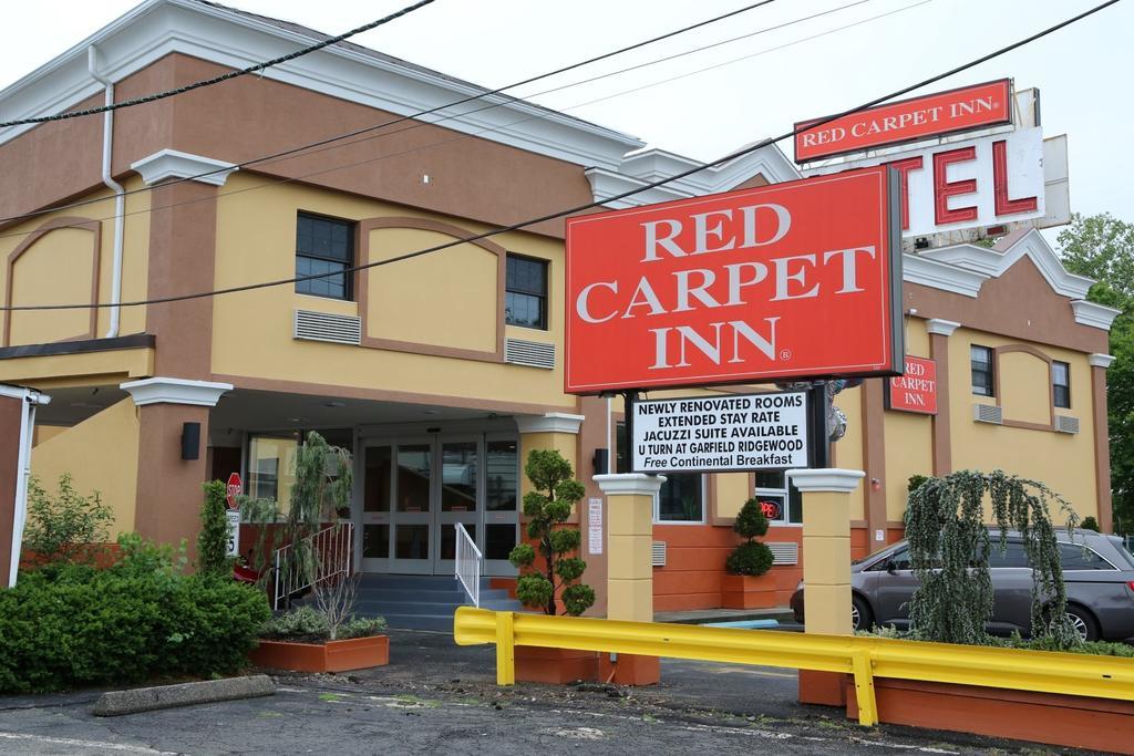 Red Carpet Inn Elmwood Elmwood Park Exterior photo
